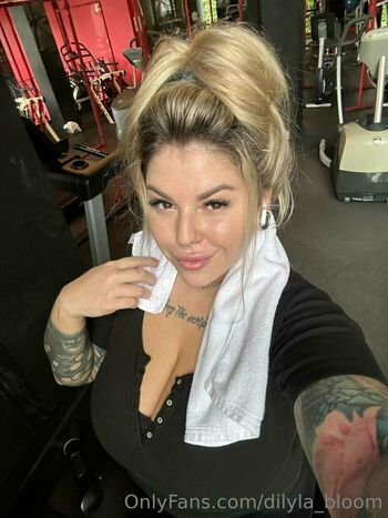 dilyla_bloom