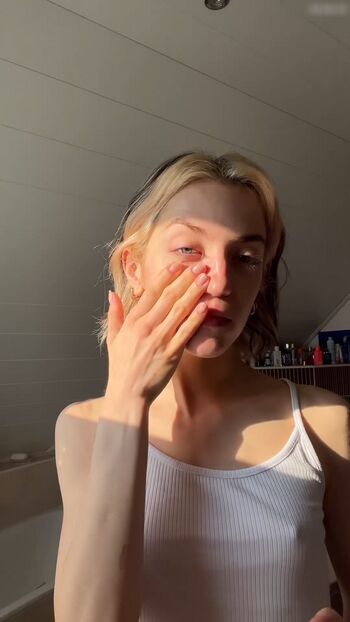 Dina Brauner aka dina.brx