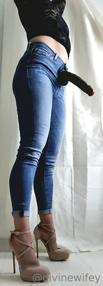 divinewifeyfree