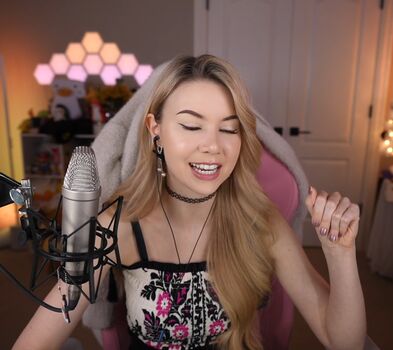 Dizzykitten