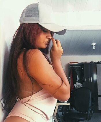 Dj Jhenny