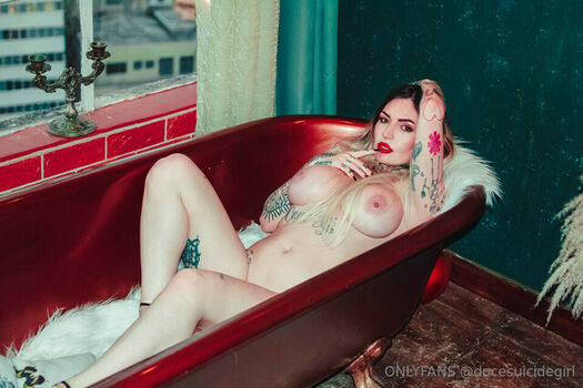 Doce Suicide