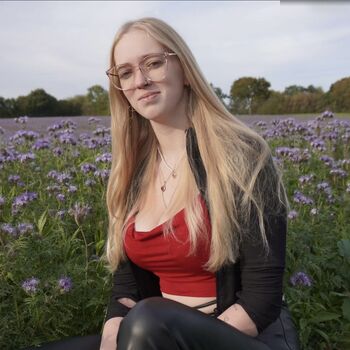 Dorfblondie