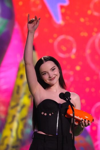 Dove Cameron