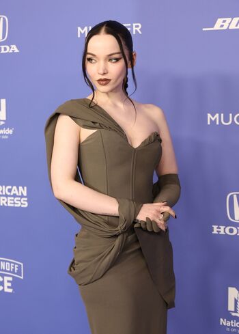 Dove Cameron