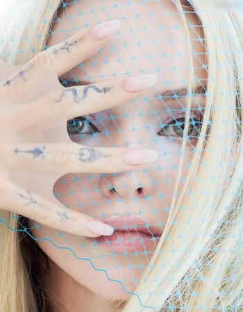 Dove Cameron