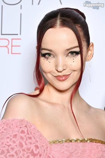 Dove Cameron