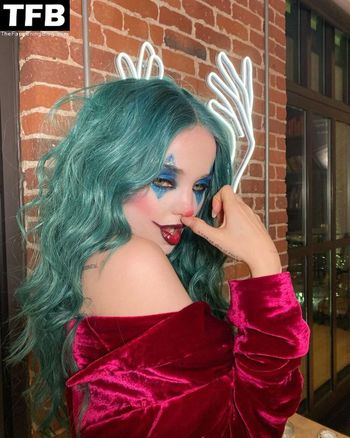 Dove Cameron