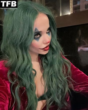 Dove Cameron