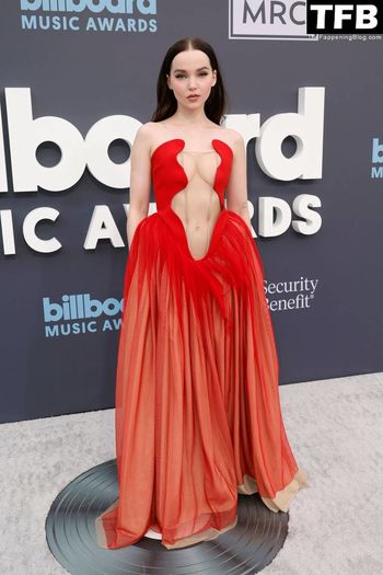 Dove Cameron