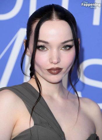 Dove Cameron