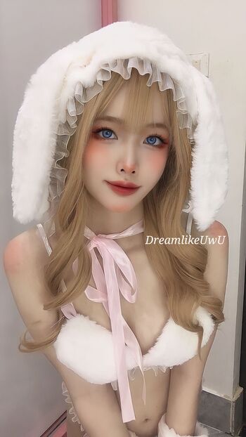 DreamlikeUwU