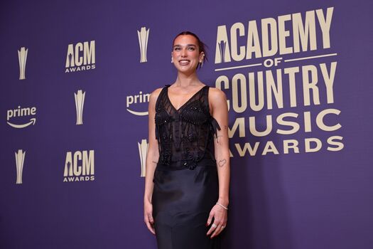 Dua Lipa