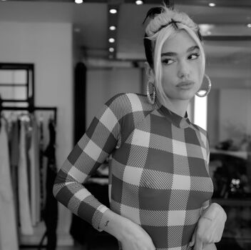 Dua Lipa