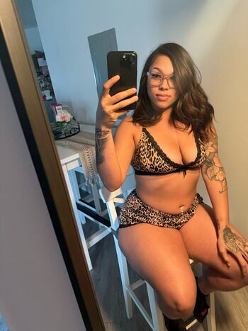 ebonymariaaaa
