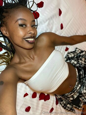 ebonynaomii