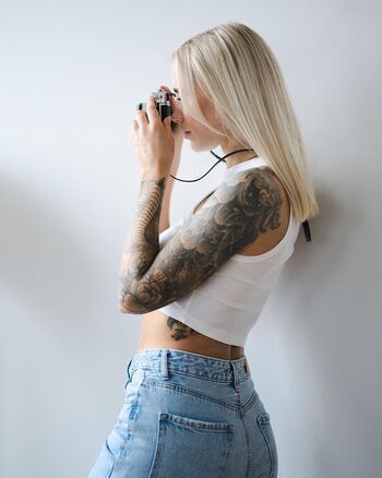 Ela Rausch , Raphaela