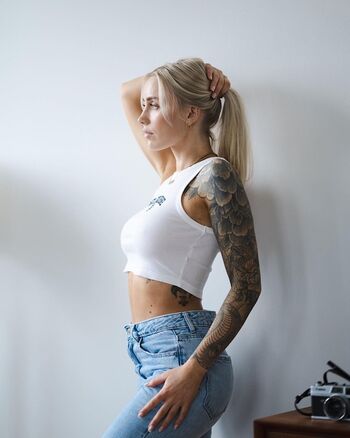 Ela Rausch , Raphaela