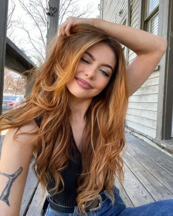 Elaina Adams