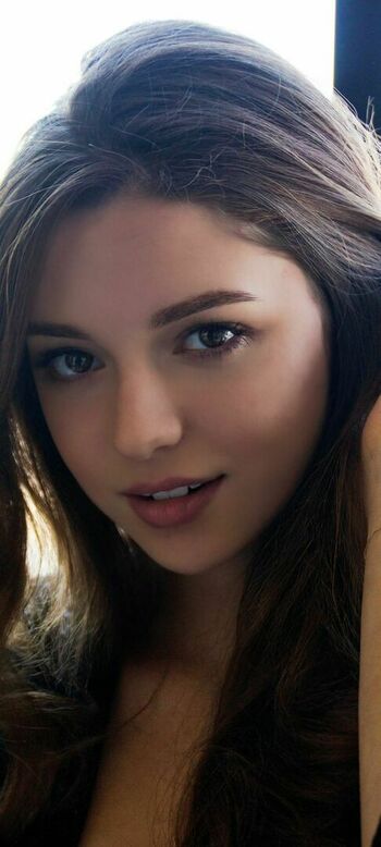 Elena Safavi