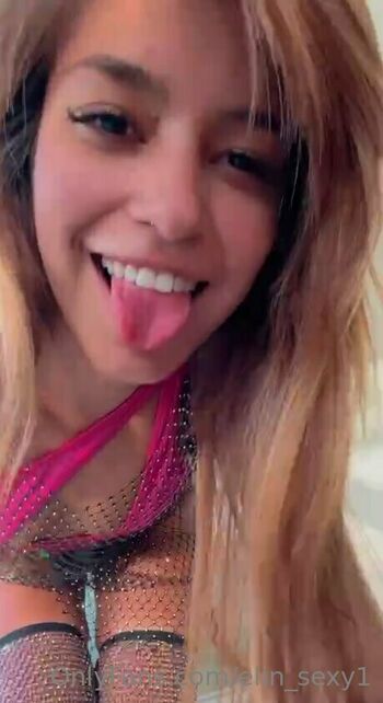 elin_sexy1