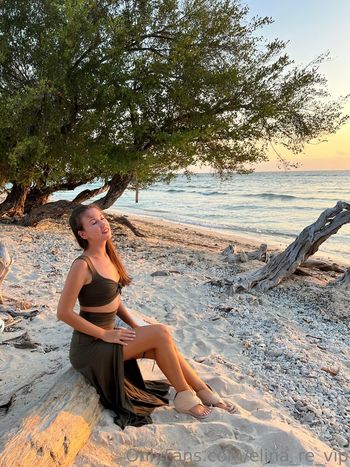 elina_re_vip