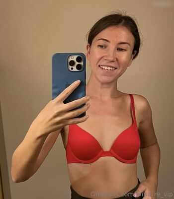 elina_re_vip