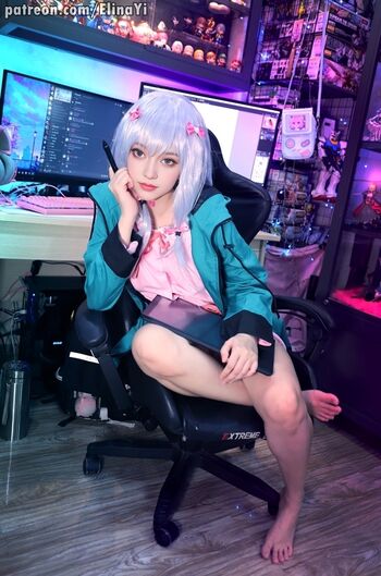 Elina Yi