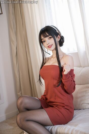 Elina Yi