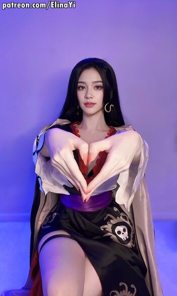 Elina Yi