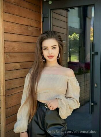 elisenextdoor