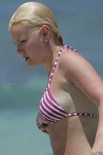 Elisha Cuthbert