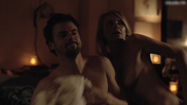 Eliza Coupe