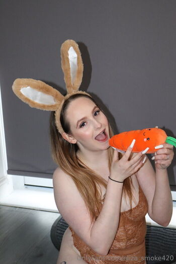 eliza_smoke420