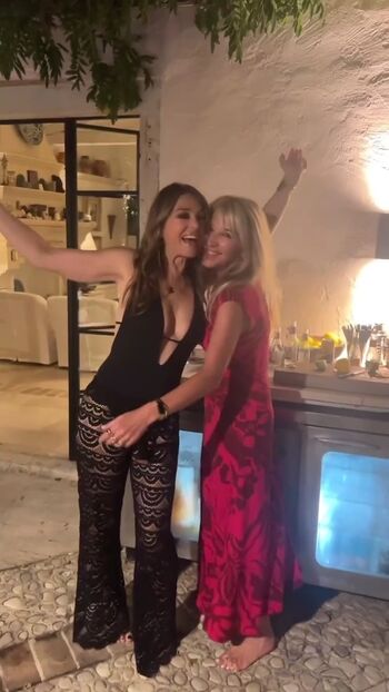 Elizabeth Hurley