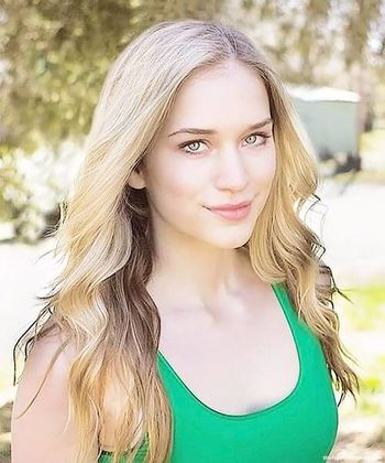 Elizabeth Lail