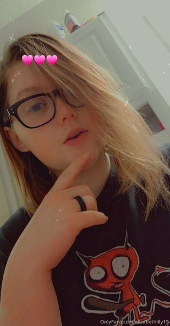 elizabethlily19