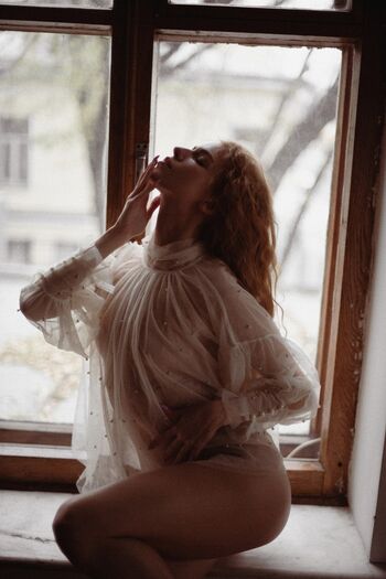 elizaveta_bond