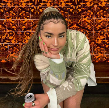Ella Eyre