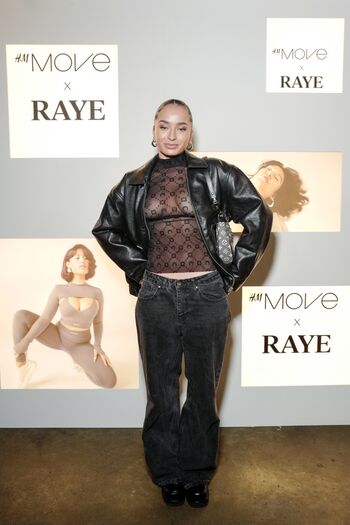 Ella Eyre