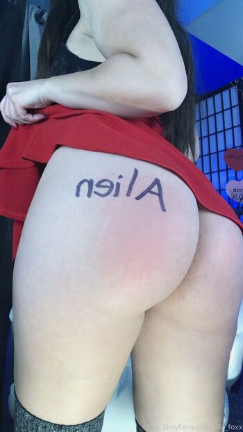 ella_foxx