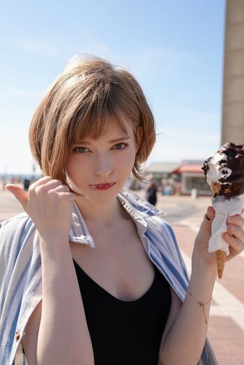 Ella Freya