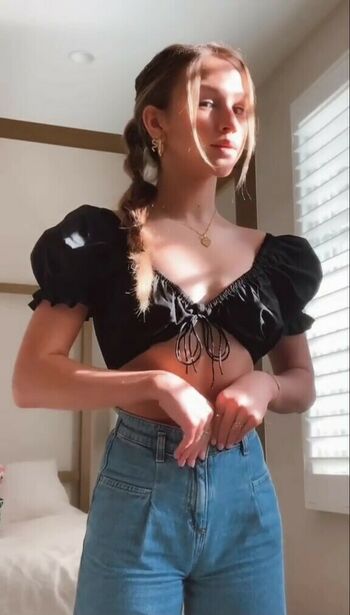 Ella Horan