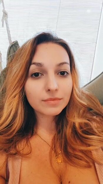 EllaxStar