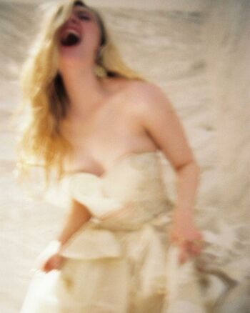 Elle Fanning