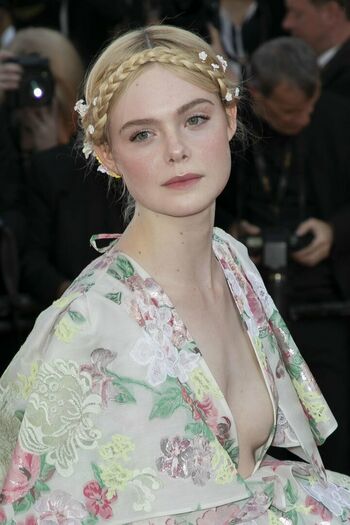 Elle Fanning