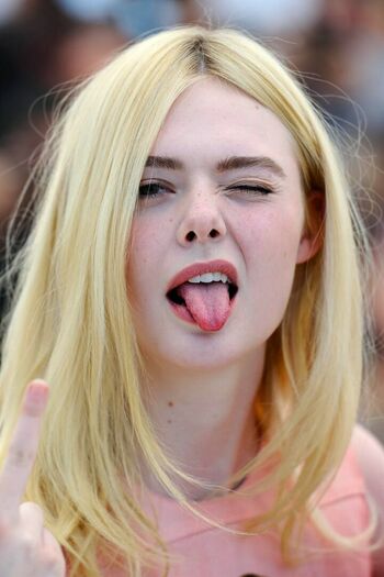 Elle Fanning