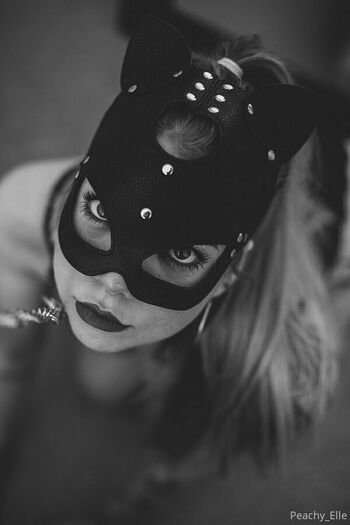 ellehart_free