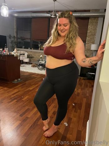 ellesbelly