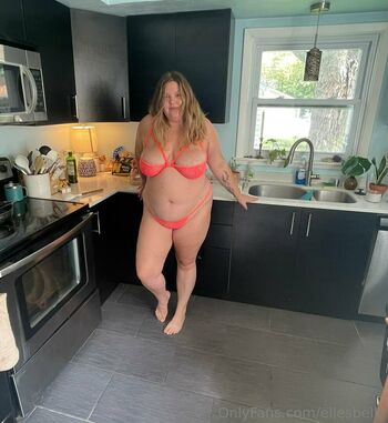 ellesbelly